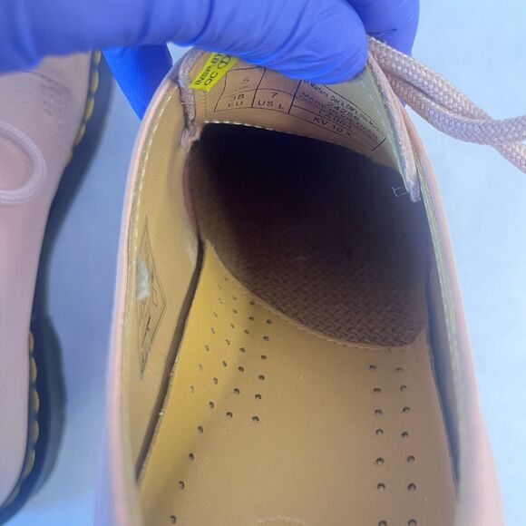 Dr. Martens 24256 Virginia Beige Pink Oxford Shoes Women's Size 7 - Picture 10 of 16